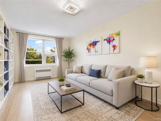 28-02 Parsons Boulevard #4E